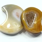 Natural Whosale Natural Healing Crystal Geode Adorable Agate Geode Moon With Druzy For Home Decor