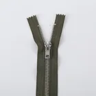 Stable And Durable Fashionable Wear Resistant Metal Zipper For Man Jackets