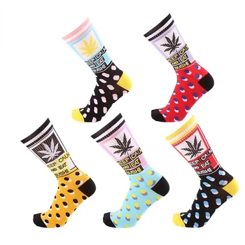 High-quality Tie-dyed Maple Leaf Socks Long Fashion Weed Women Couple Socks