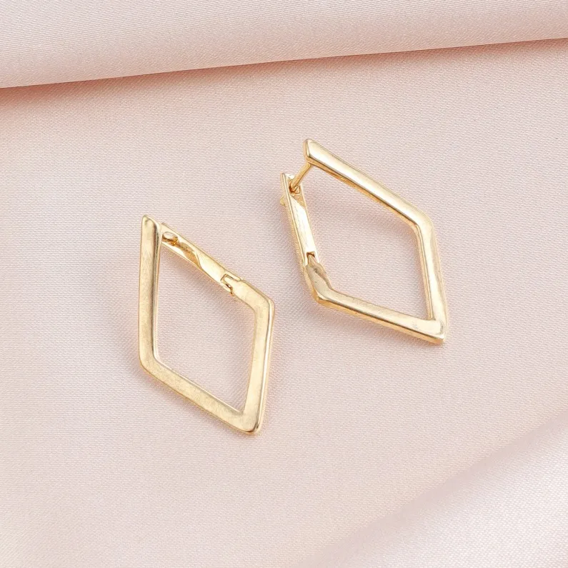 Hot Sale 2025 New Design Simple and niche diamond-shaped 18K PVD Gold Plated Earrings for Women