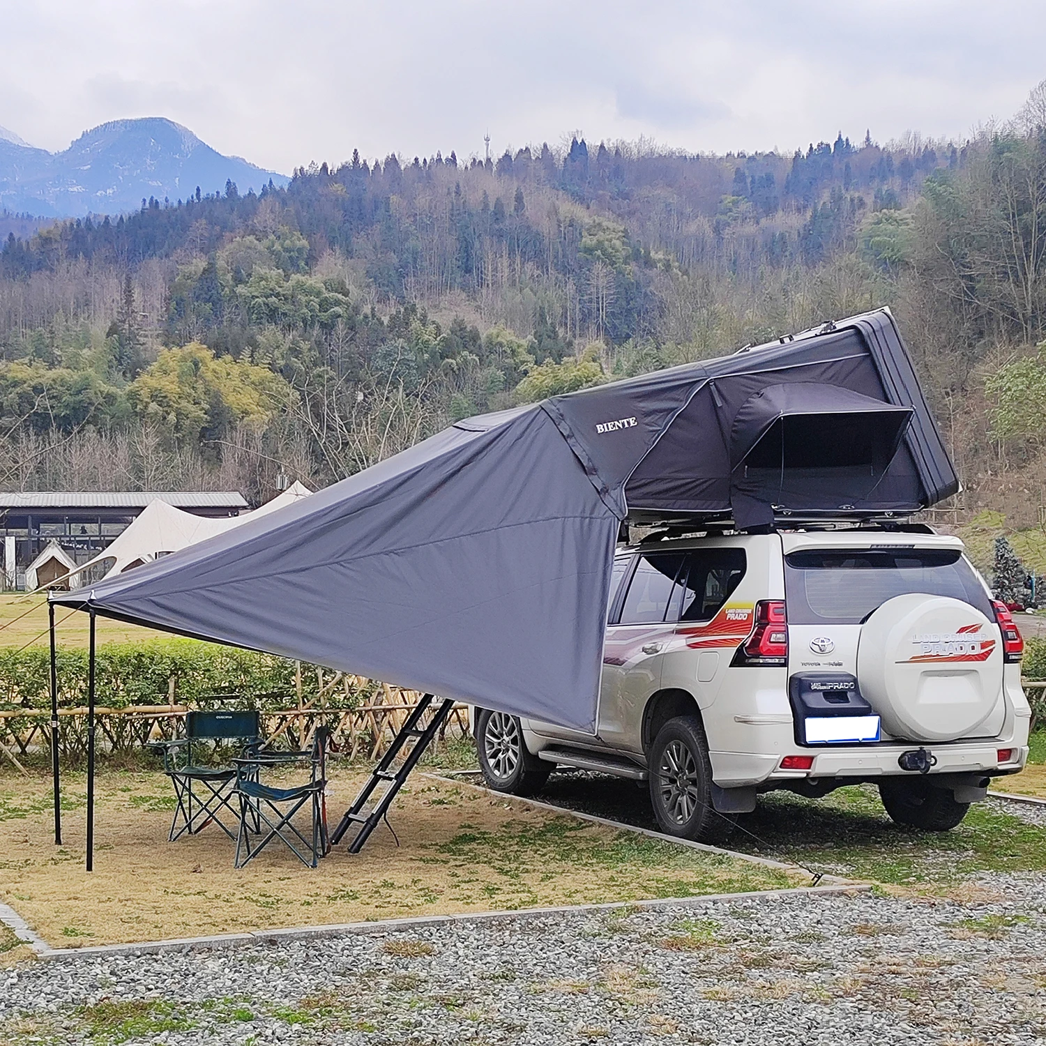 3-4 Person 1.9M Width Hard Shell Roof Top Tent with 320G Polyester for Outdoor Camping