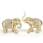 Model 2021 European And American High-end Custom Hand-painted Pictographic Sculpture Resin Crafts Family Decorations
