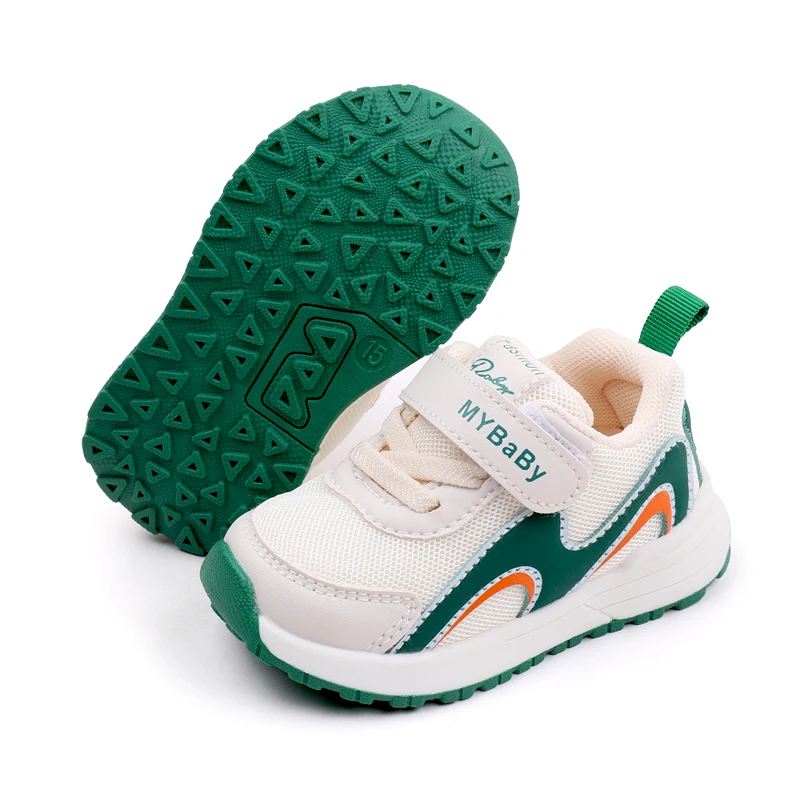 Wavy Stripes Casual Sports Style Small White Shoes for Girls and Boys Soft Soled Non-slip Functional Shoes factory