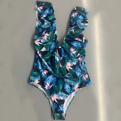 Ruffle one-piece swimsuit hot model 2023 new swimsuit fashion one-piece bikini