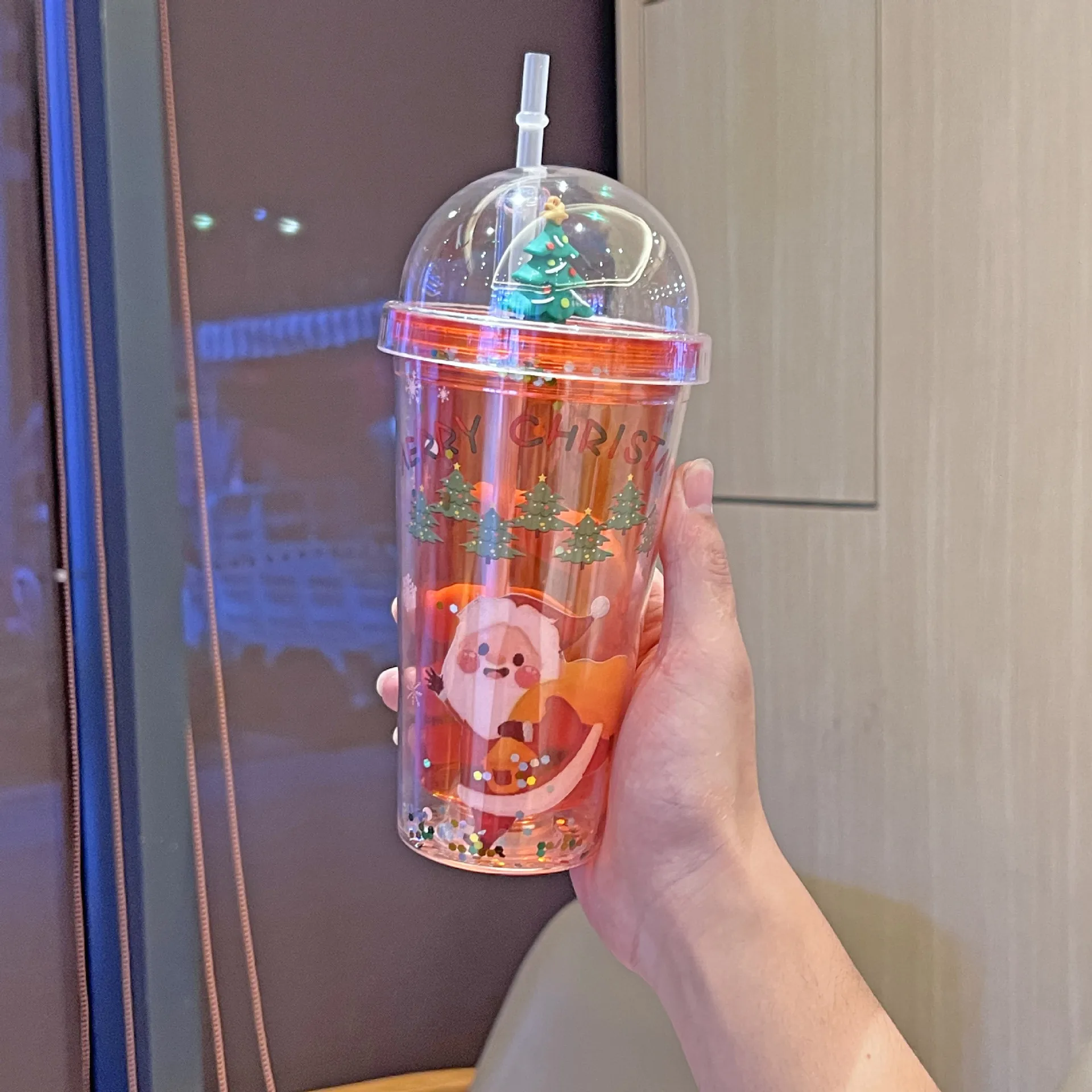 Hot Selling Christmas Gift Cartoon Drinking Tumbler LED Water Bottle Plastic Straw Water Cup with Lid Ice Water Cups for Kids