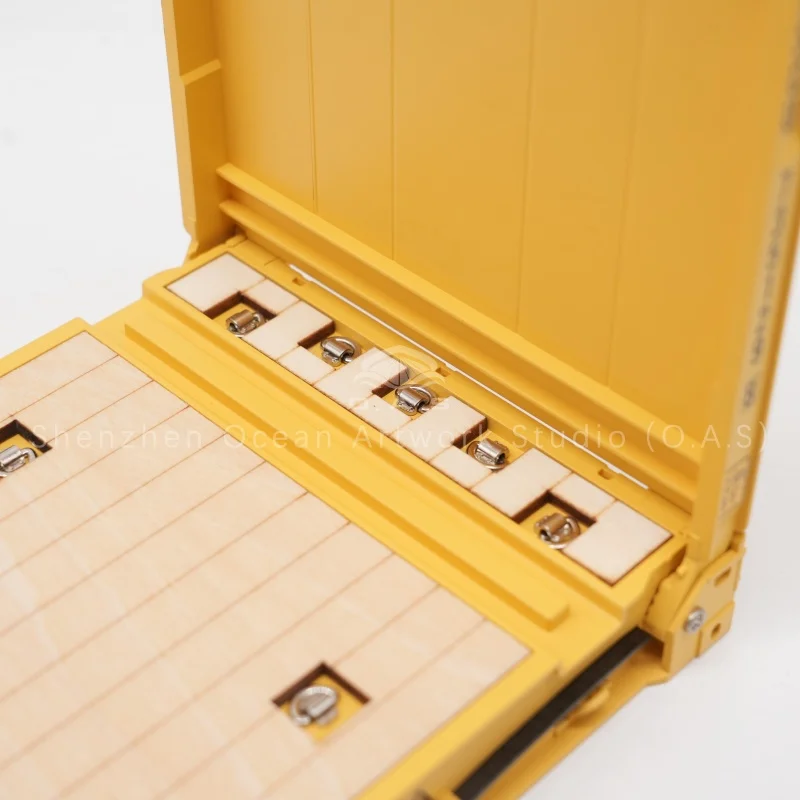 High‑fidelity MSC Flat Rack Container Model, integrated with logistics elements: consignee, destination port and customs scenarios. Fine craftsmanship for exhibition display, corporate souvenirs and maritime teaching. Factory supports custom logo & color, available for sample and bulk orders for shipping and logistics enterprises.Amber@vesselmodel.com Tel:+86 18038048785