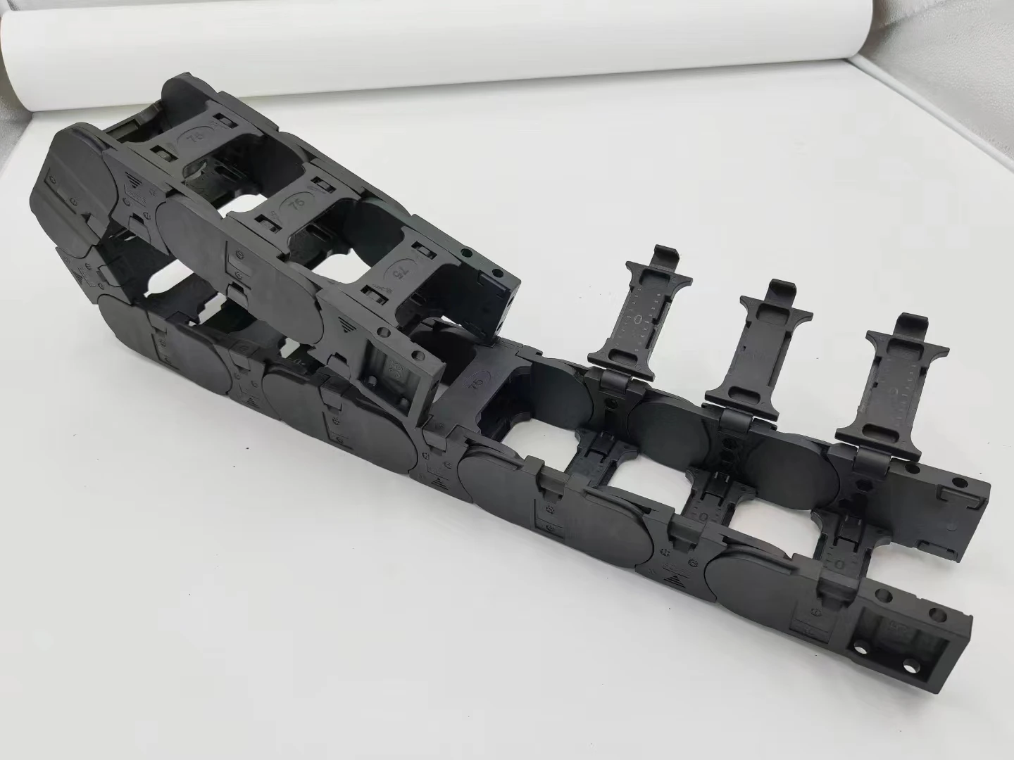 25 Series Flexible Cable Tray Chain Buy Plastic Cable Tray Chain