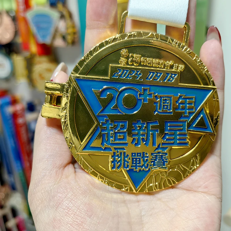 Manufacturer Competition Award Medal Flip-Top Marathon Running Soccer Race Swimming Sport Metal Medals supplier