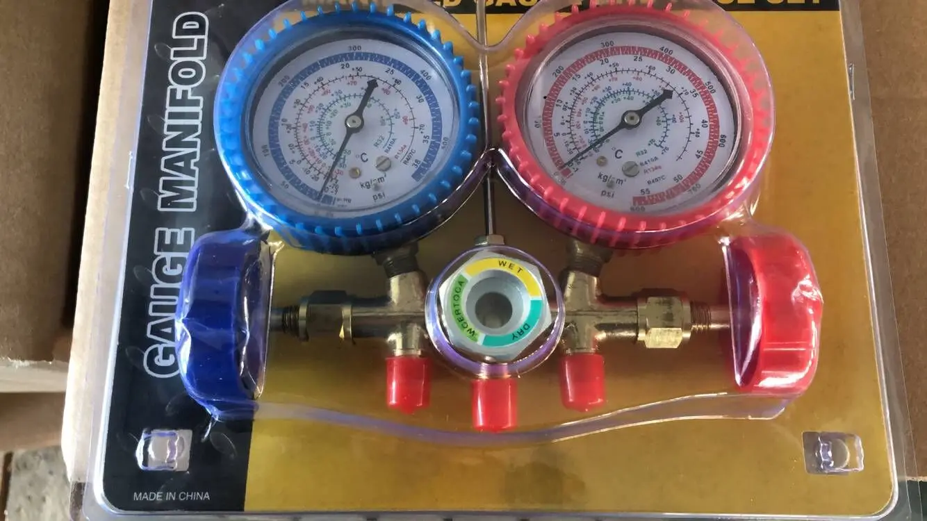 Auto Air Conditioning R134a Manifold Gauge with charging hoses and quick couplers details