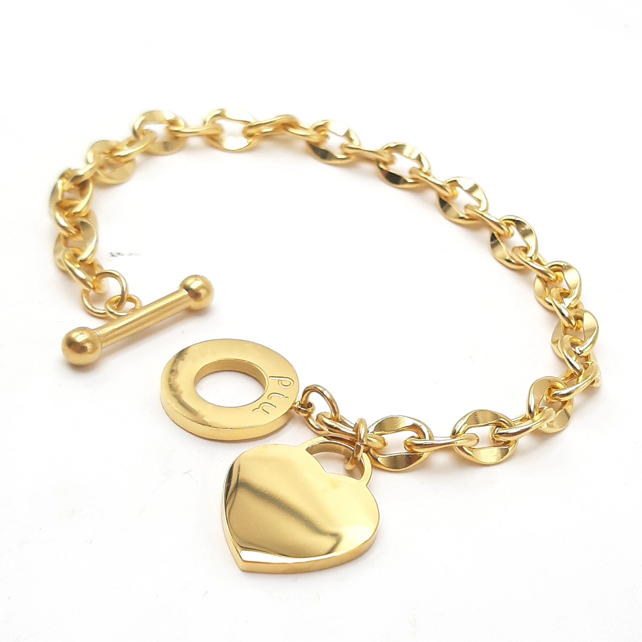 Heart bracelet (1).jpg