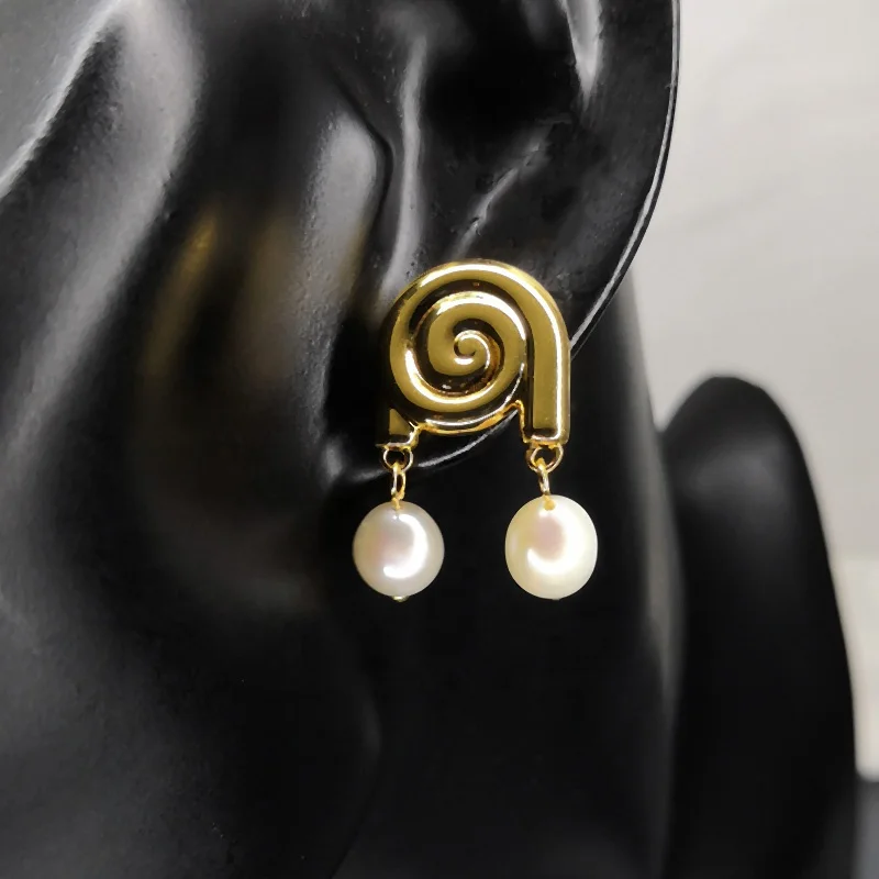 High Quality 18K Gold Plated Brass Jewelry Metal Spiral Natural Pearl Accessories Stud Earrings E211291