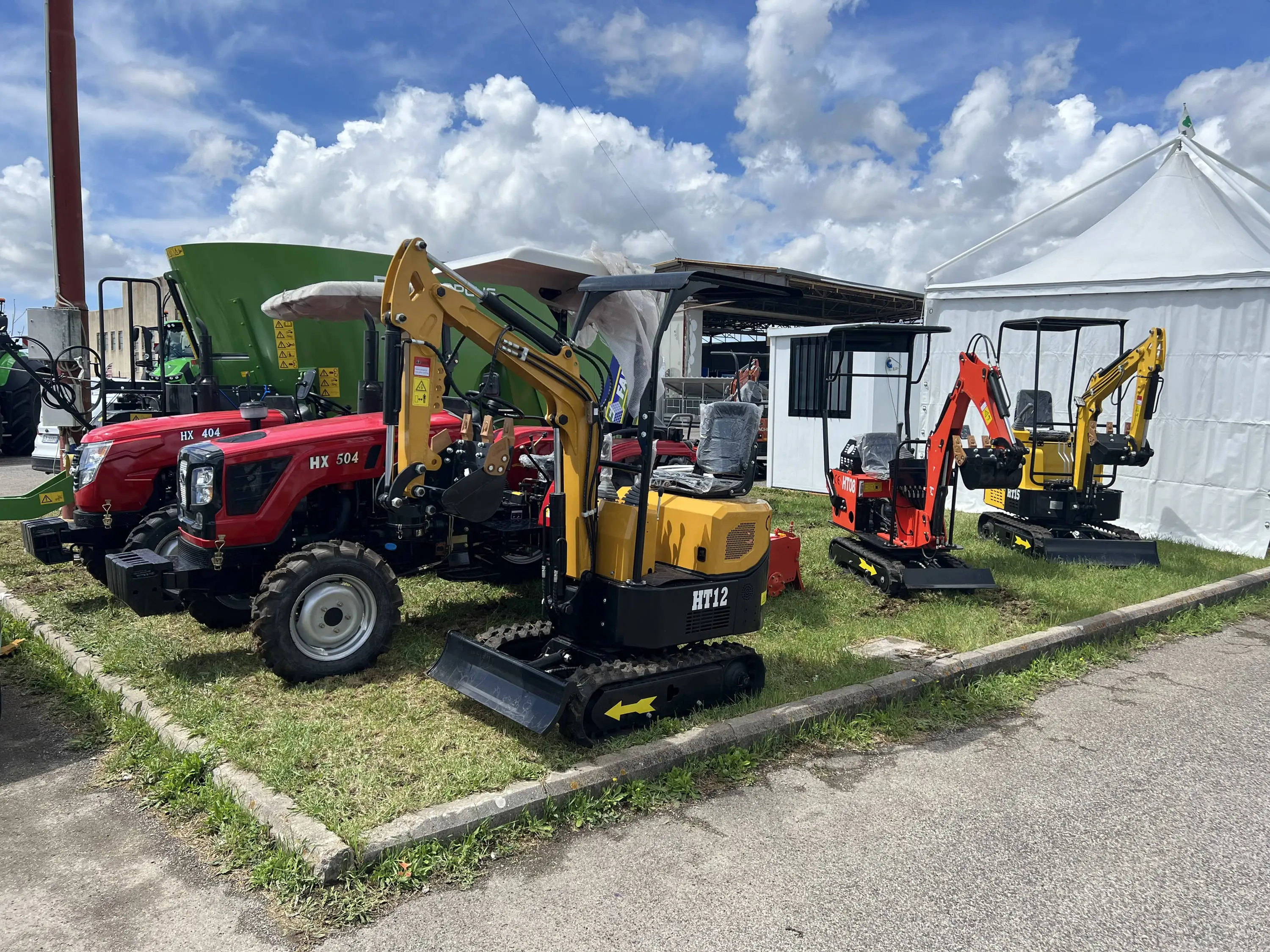 product jc65 skid steer for sale cheap compact loader ideal for farming construction landscaping and groundwork projects-23
