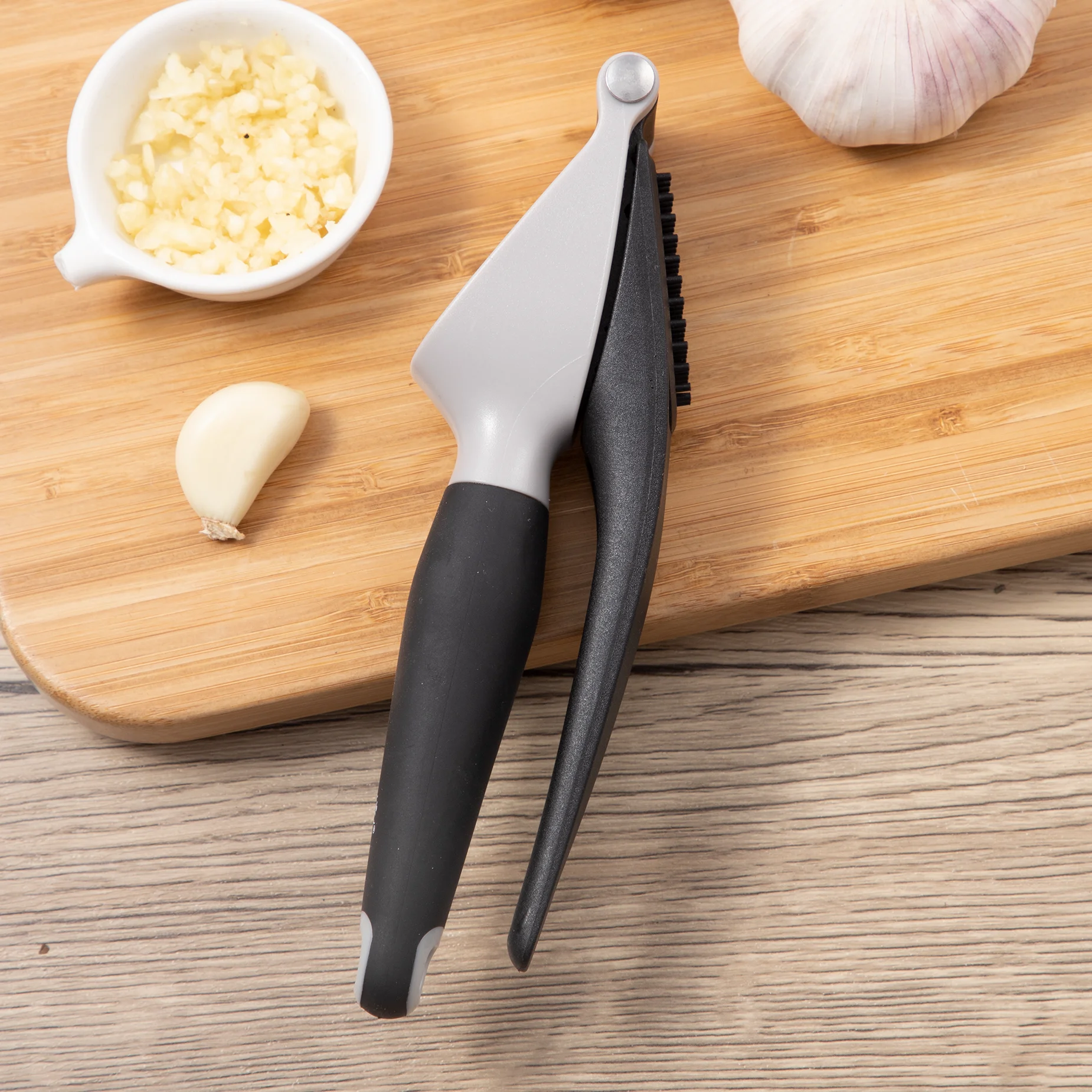 Light Duty Stainless Steel Garlic Press And Ginger Grater Kitchen Utensil