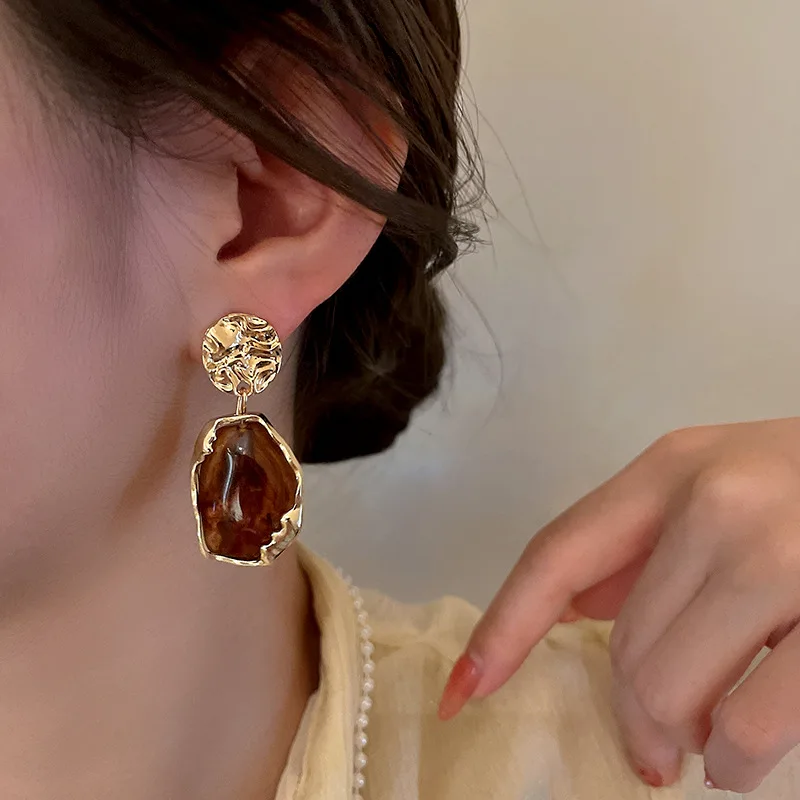 Korean Vintage Resin Geometric Drop Earrings Women Gold Plated Statement Stud Earrings With 925 Silver Needle