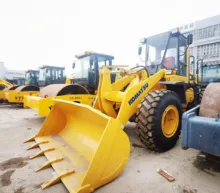 High quality 2023 Used 3ton Komatsu WA320 Wheel Front Loader High Quality Farm use Japan backhoe loader 114kw Original Engine