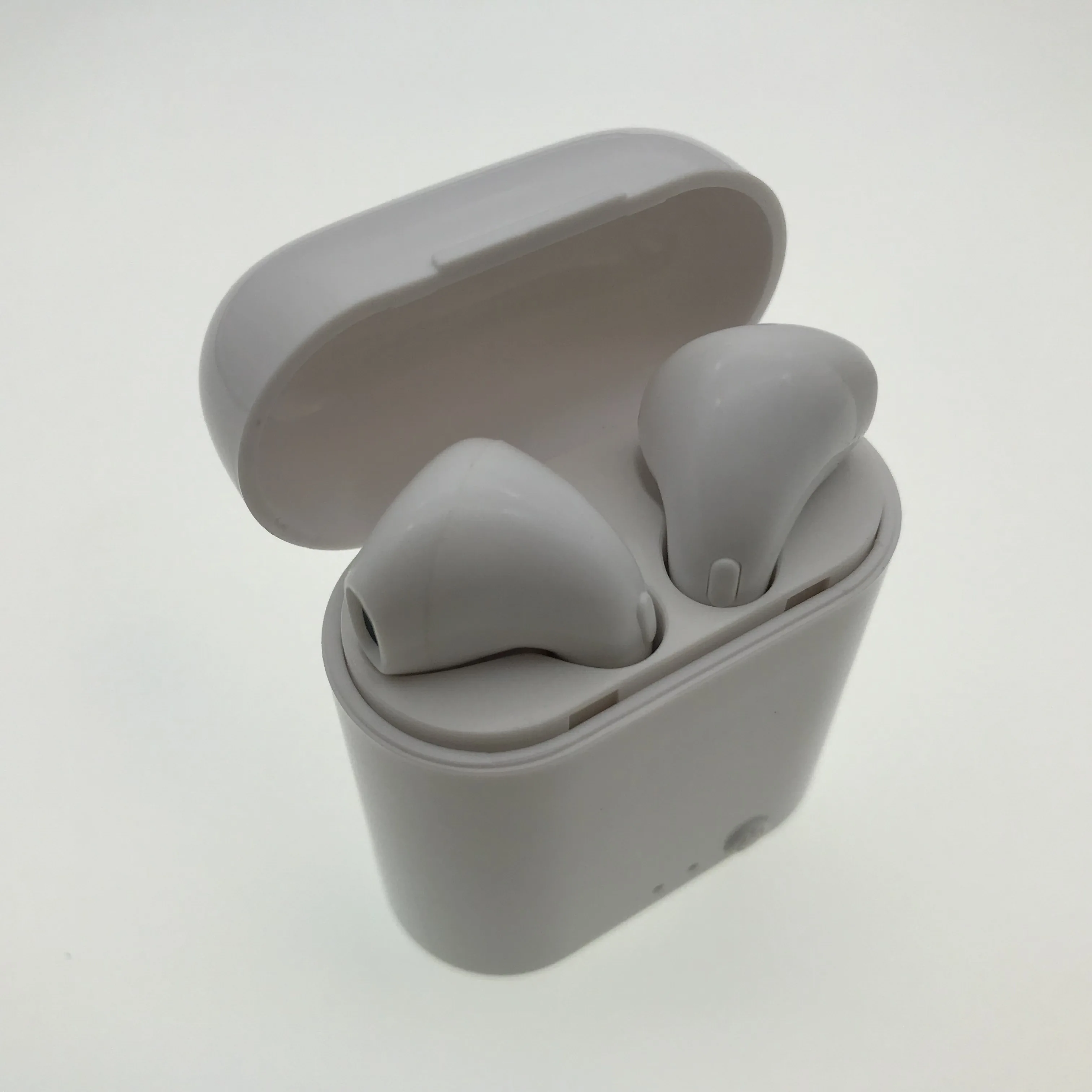 i12s wireless earbuds