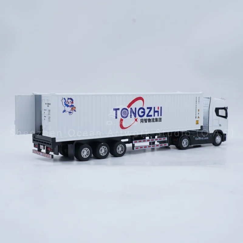 This premium EMS truck model is crafted from durable alloy material. Custom production is available for your brand. Great as business gifts, office ornaments and exhibition displays. We support bulk product wholesale for logistics and freight enterprises worldwide.Amber@vesselmodel.com Tel: +86 18038048785