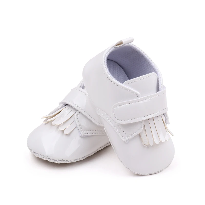 Spring & Summer Soft-soled Baby Walking Shoes with Bright Leather Fringe for Girls supplier