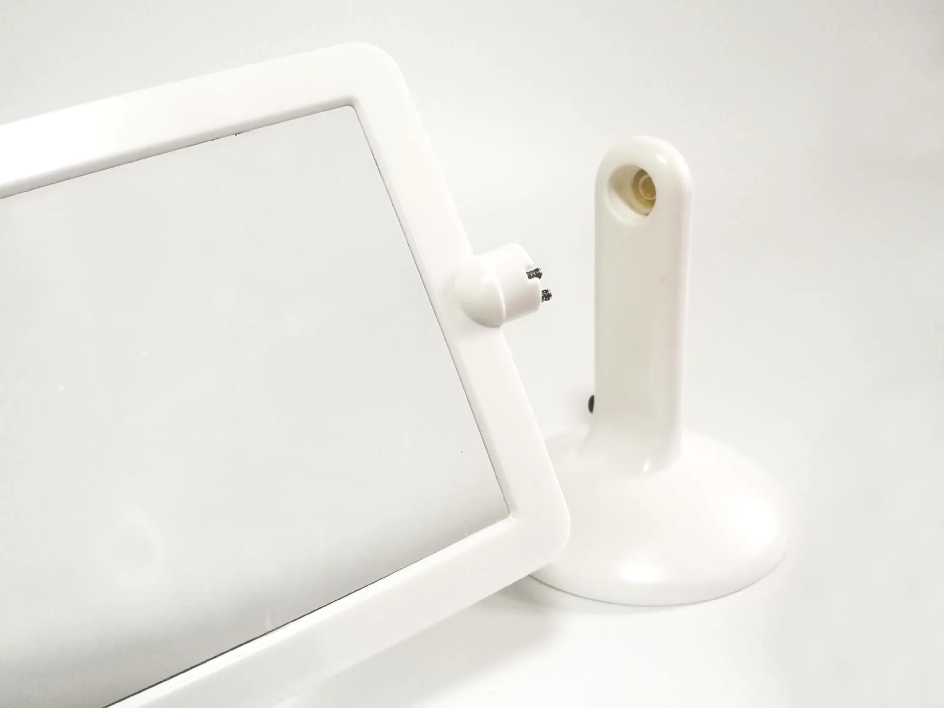 桌面发光二极管屏幕放大镜阅读查看器免提放大灯360度旋转3x老年人放大镜