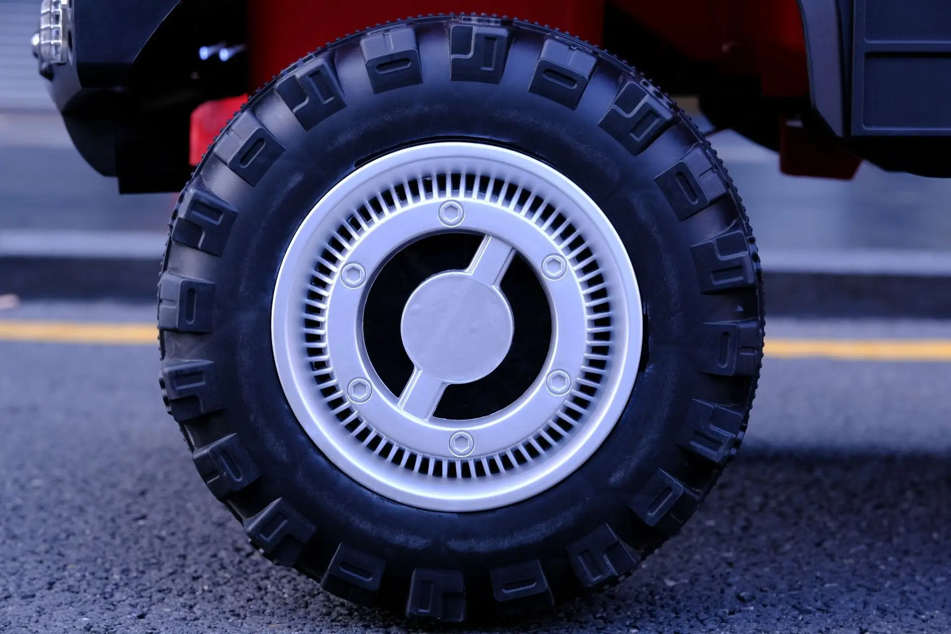 12V Electric Ride-On Toy Car For Kids 2-10 Years 14 12V Electric Ride-On Toy Car For Kids 2-10 Years