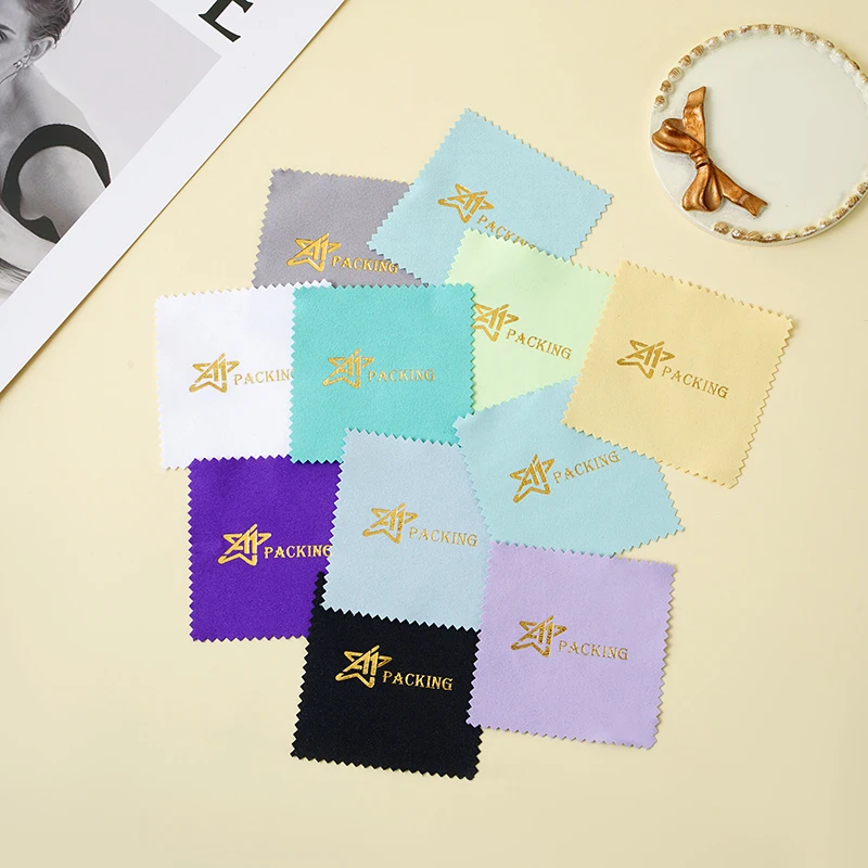 Reusable polishing cloth detail Silver jewelry cleaning cloth in velvet material