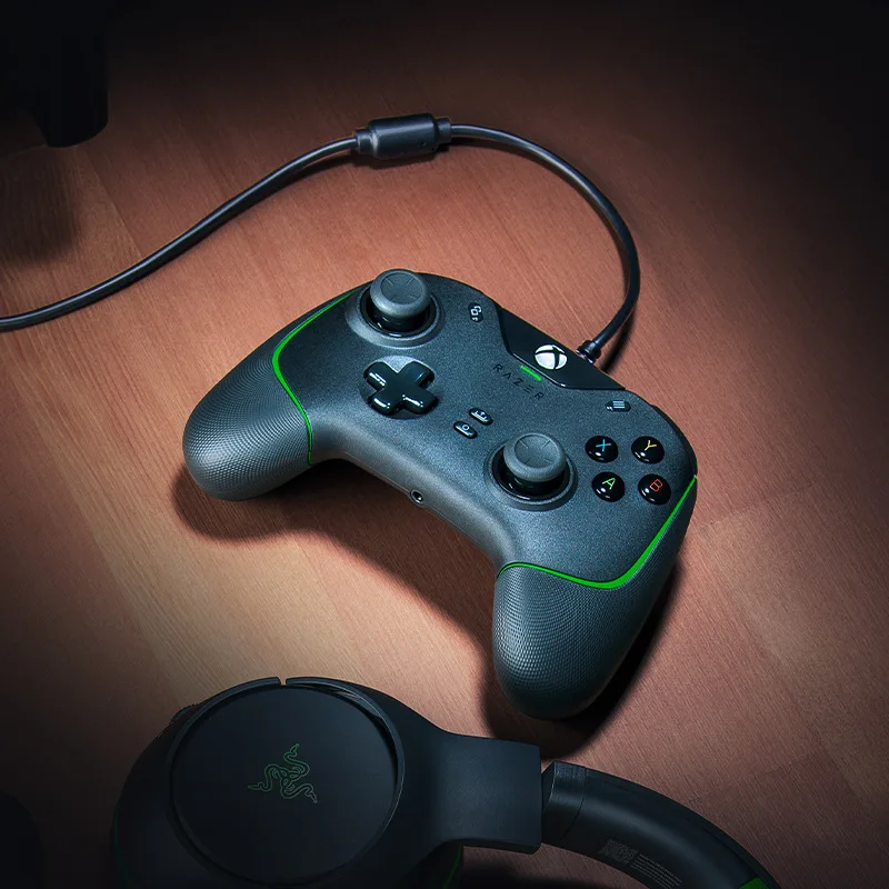 Verstikken woonadres Teleurstelling Razer Wolverine V2 Wired Xbox One Gaming Controller For Pc Computer 3.5mm  Windows 10 - Buy Razer Wolverine V2 Gaming Controller,For Xbox One Gaming  Handle,Wired Switch For Pc Computer Product on Alibaba.com