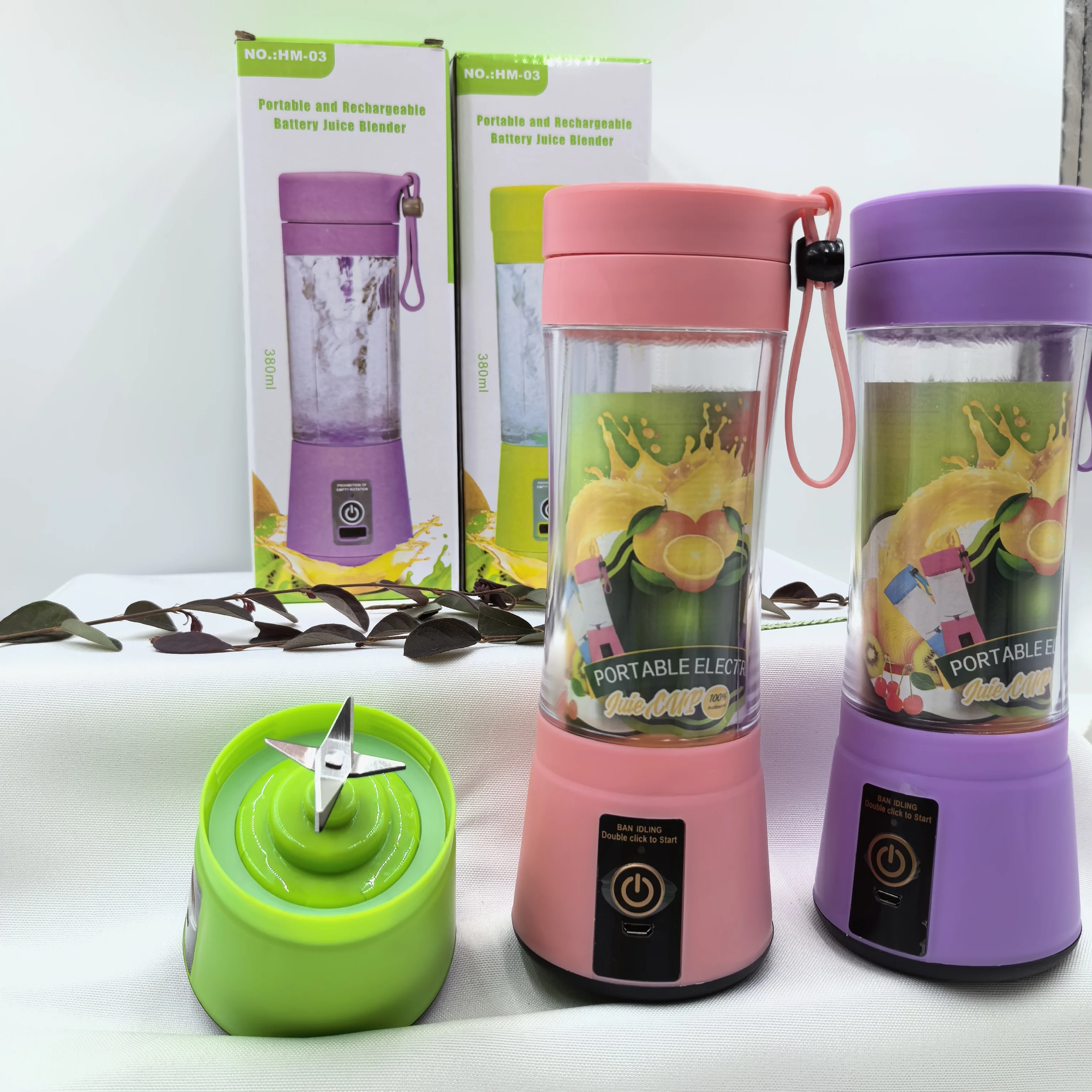 High Quality Mini Electric Portable Fruit Juicer Popular USB Rechargeable Blender Steel Ceramic Blades Cup Mixer Travel Beer