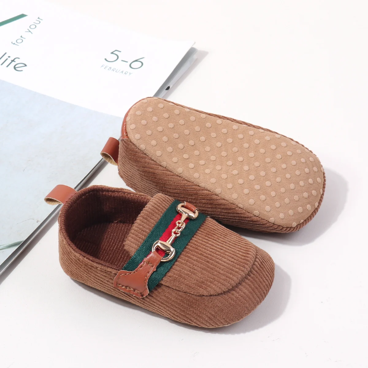 Autumn/Winter Casual Baby Sneakers for Newborn Boys Sport Style Soft Light Easy Wear Cool Design details