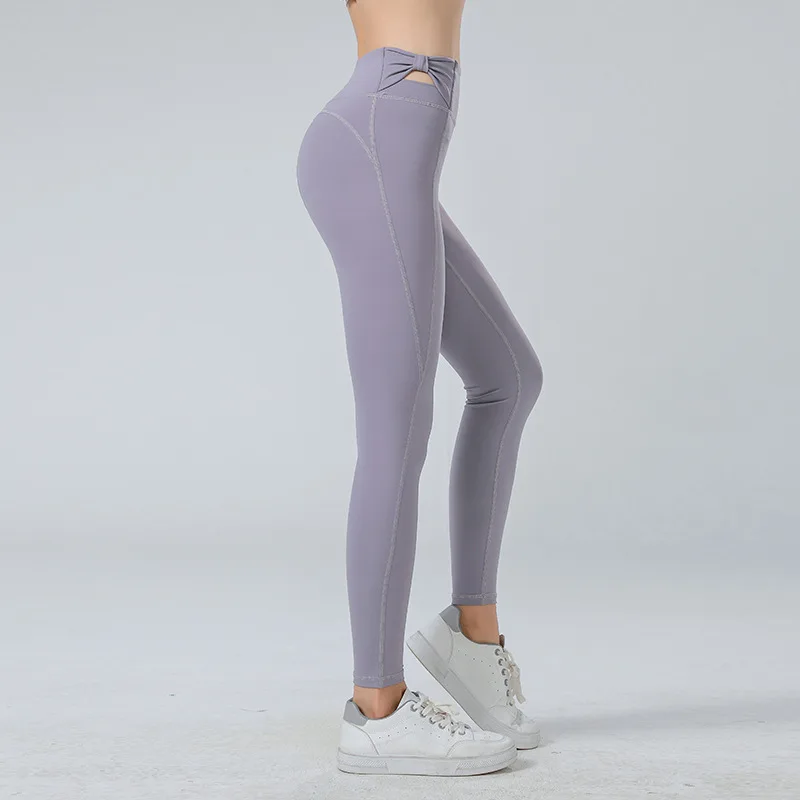 High Waist Recycled Custom Womens Yoga Pants Fashionable Design Leggings Tight Women Sportswear Workout Tik Tok Scrunch Leggings