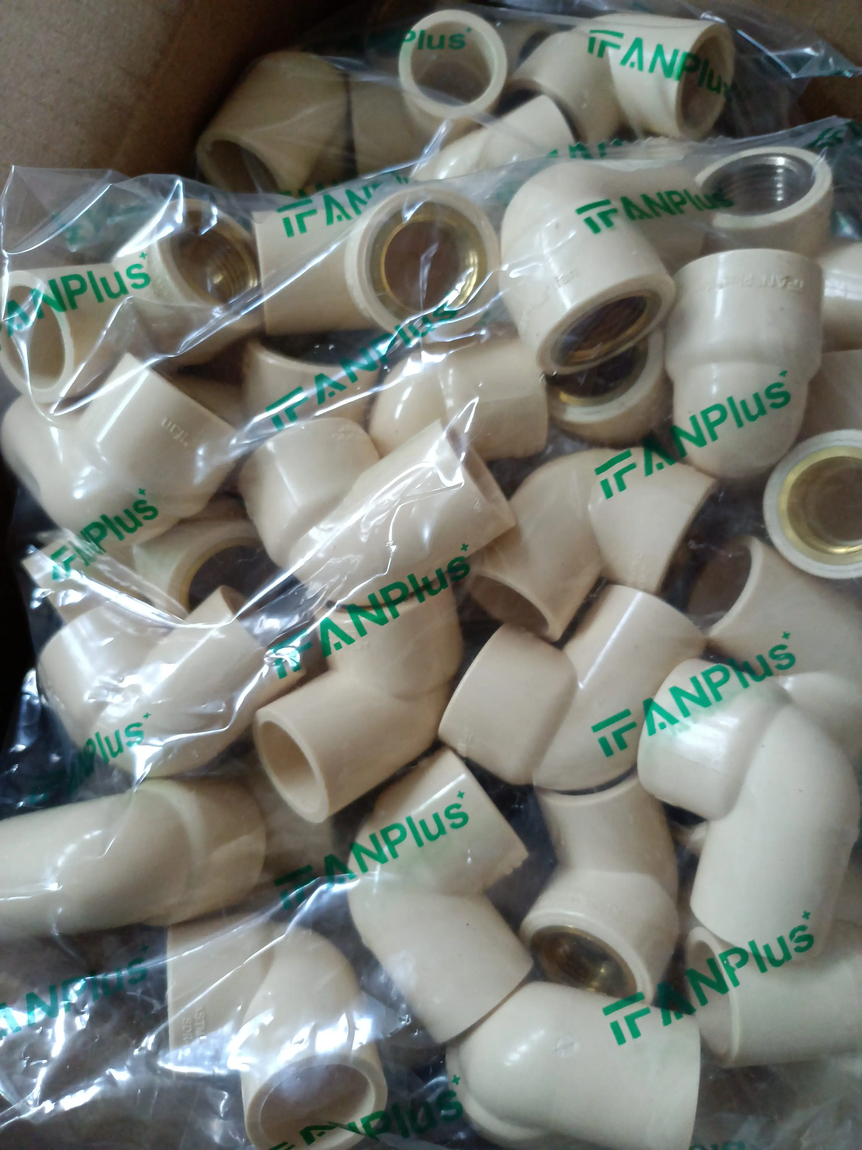 Ifan Customization Injection White Pvc Pipe Fitting Male Elbow Upvc