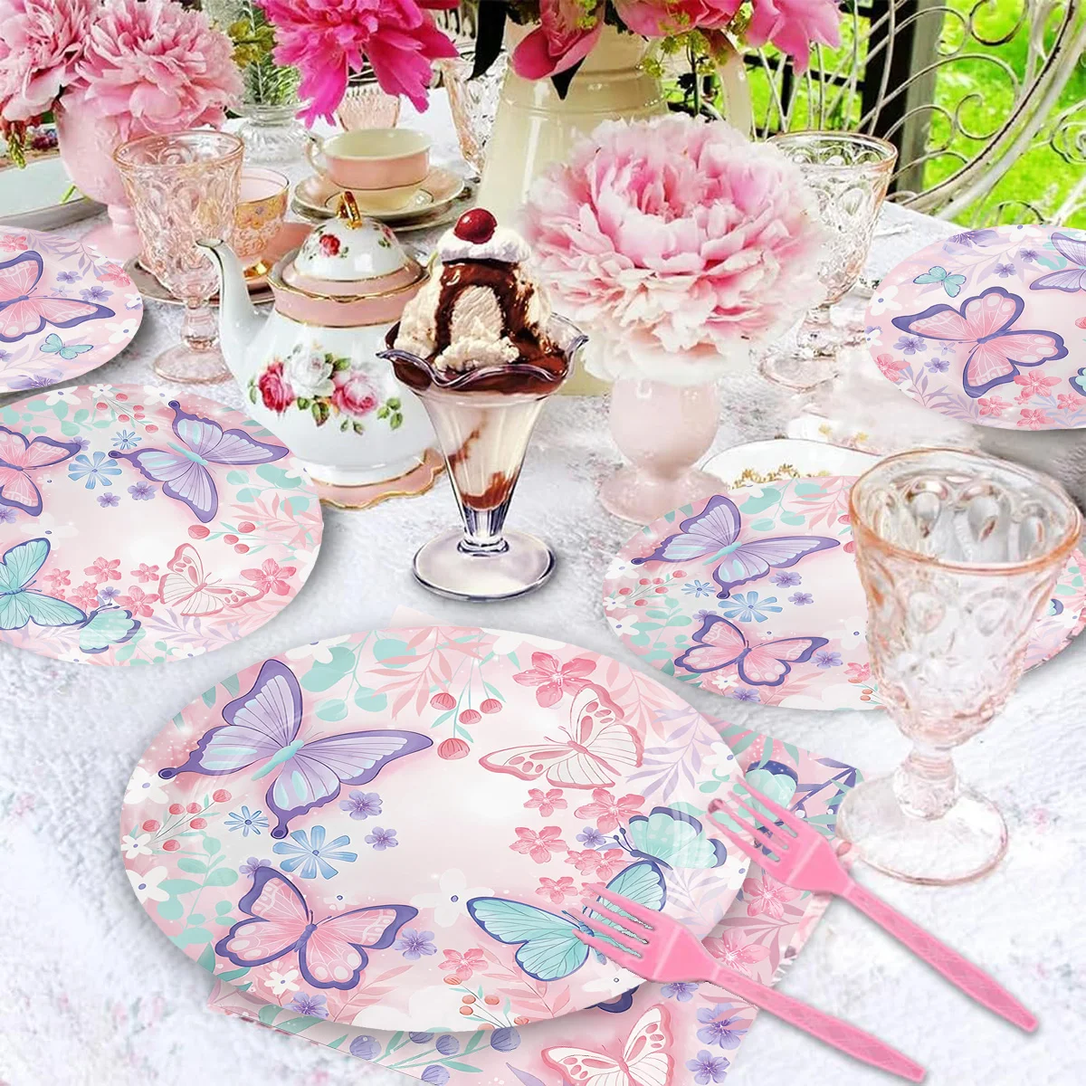 Luxury Custom Printed  Pink Butterfly Theme  Birthday Party Party Disposable Paper Tableware Plates And Cups Set