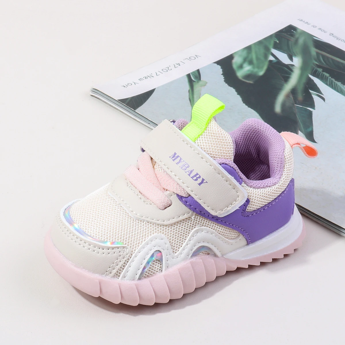 2025 New Unisex Baby Sneaker High Quality PU TPR Sole Anti-Slip Pre-Walk Shoes 0-15 Months Breathable Pre-Walk Flat Spring details