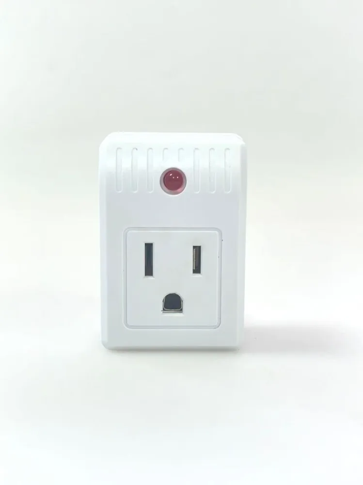 product compact 120v voltage protection socket voltage protector for south america and north america972-2