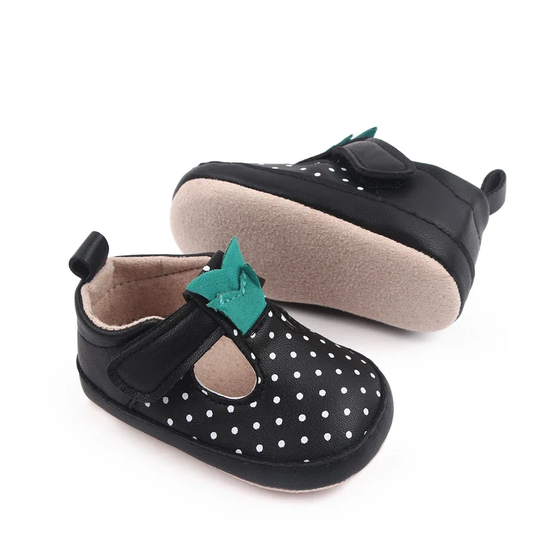 Strawberry Design Spring and Autumn New Baby Moccasins for Girls Shoes manufacture