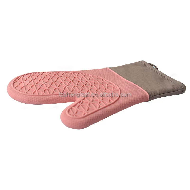 product novelty design dotted kitchen food grade silicone cotton double layer heat resistant customizable oven mitts bbq grill gloves-2