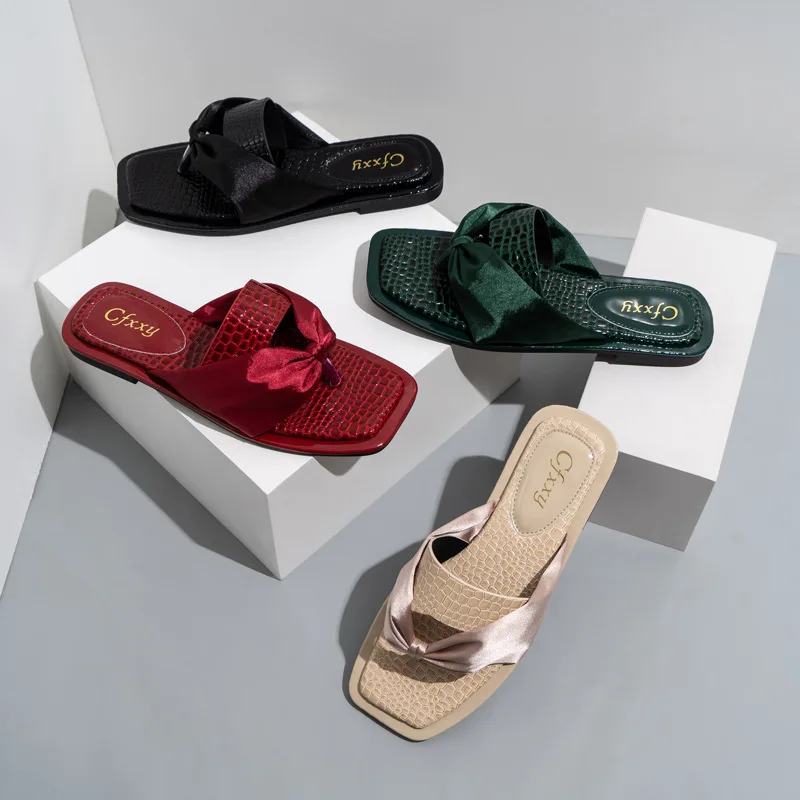 fashion slippers price