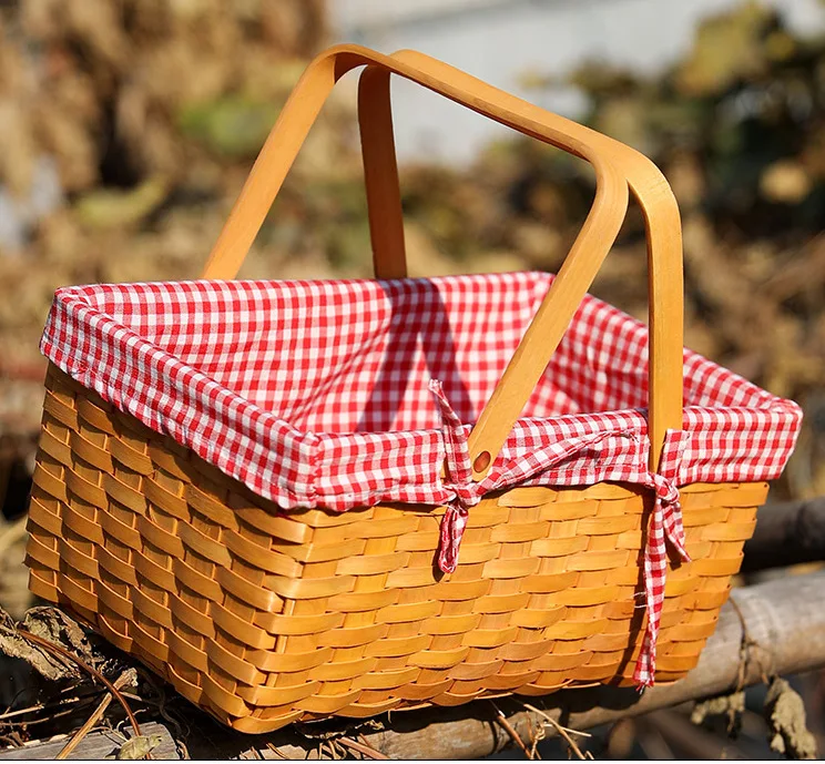 Custom Wicker Foldable Woven gift basket in bulk wicker Picnic Tableware Storage basket