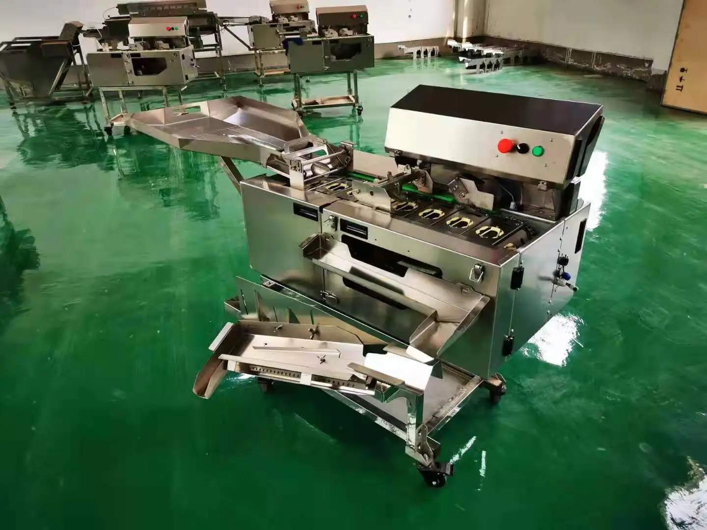 Multifunctional Automatic Egg Cleaner Classifier Grader Machine Small Egg Washing Grading Machine With Low Price supplier
