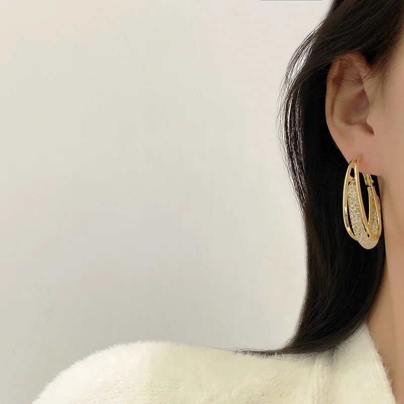 exaggerate circle earrings women 2022 year new trend Fashion personality wild earring light luxury unique earrings jewelry