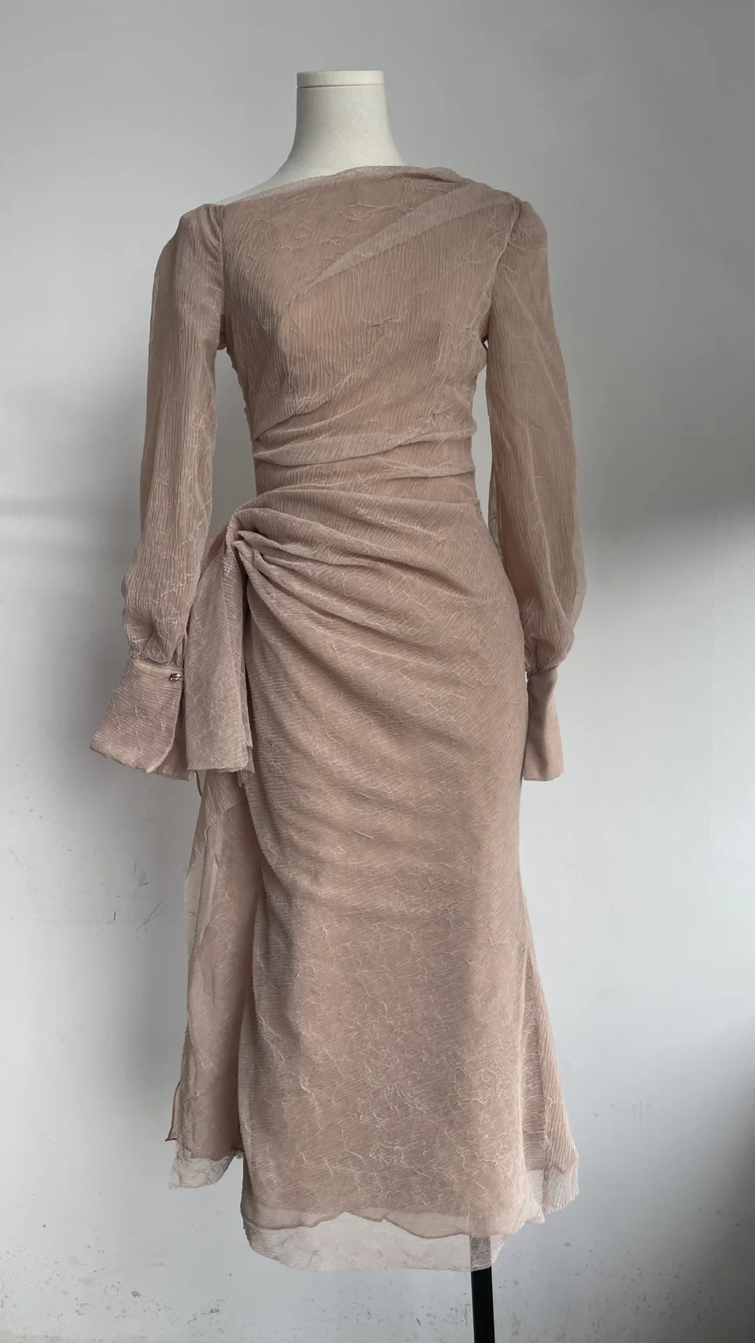 Off Shoulder Pleated Khaki Elegant Dress 5 H18b32404d93345bfab9d2a4e7a01c075G