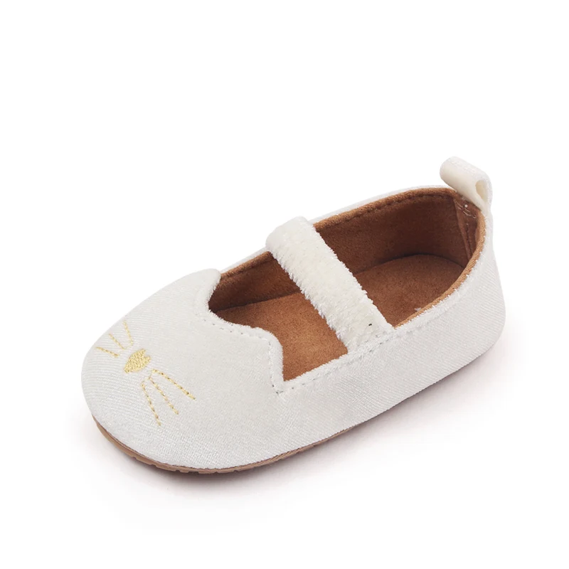 New Arriving Spring and Autumn Cartoon Cat Head Soft Bottom Non-slip Baby Prewalker Shoes manufacture