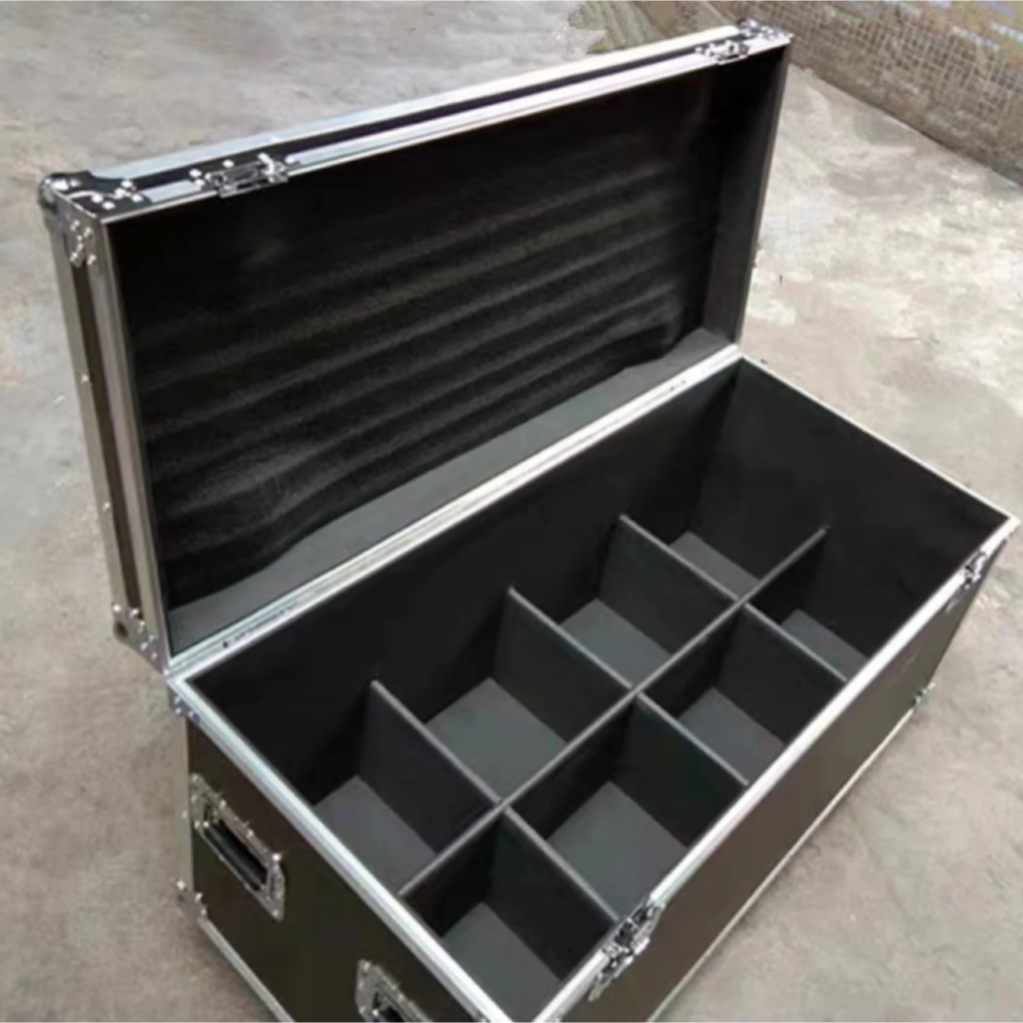 Custom Made 55 60 65 Inch Universal Plasma Tv Flight Case Aluminum Flight Case Tv Road Case With Foam And Wheels