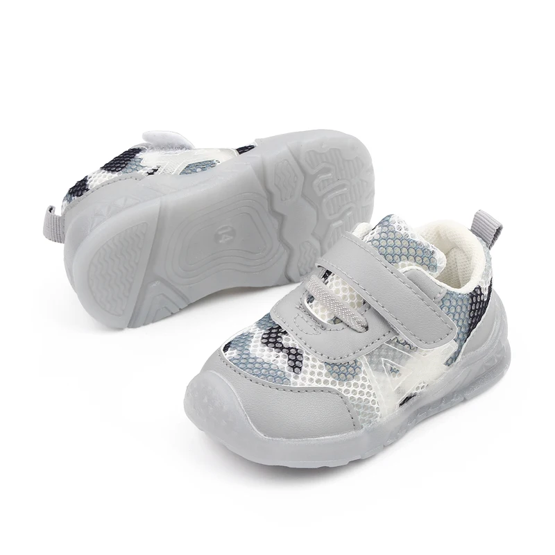 Spring Summer 1-3 Year Old Girls and Boys Jelly Soft Soled Mesh Breathable Kids Toddler Shoes manufacture