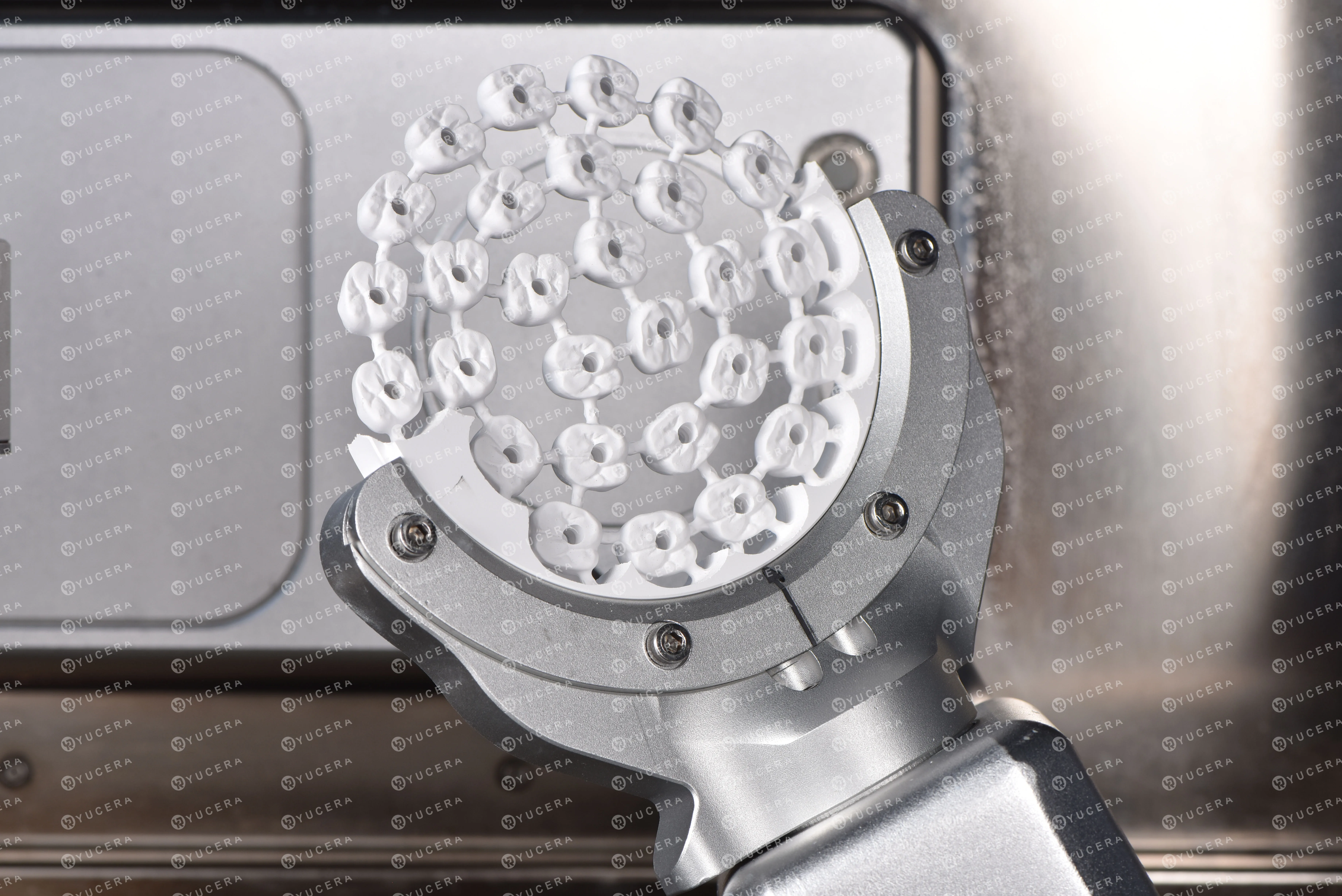 Dental CAD/CAM Milling Machine YUCERA YRC-5X 5-Axis | Zirconia | 10-Tool Auto-Changer