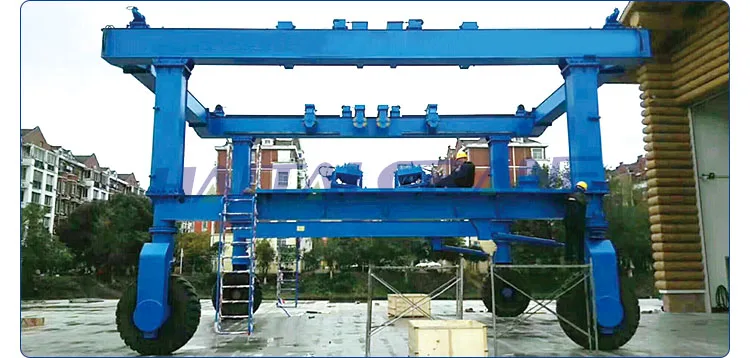 Boat hoist travel lift for sale small boat lifting crane 100 ton boat lift yacht lifting gantry crane