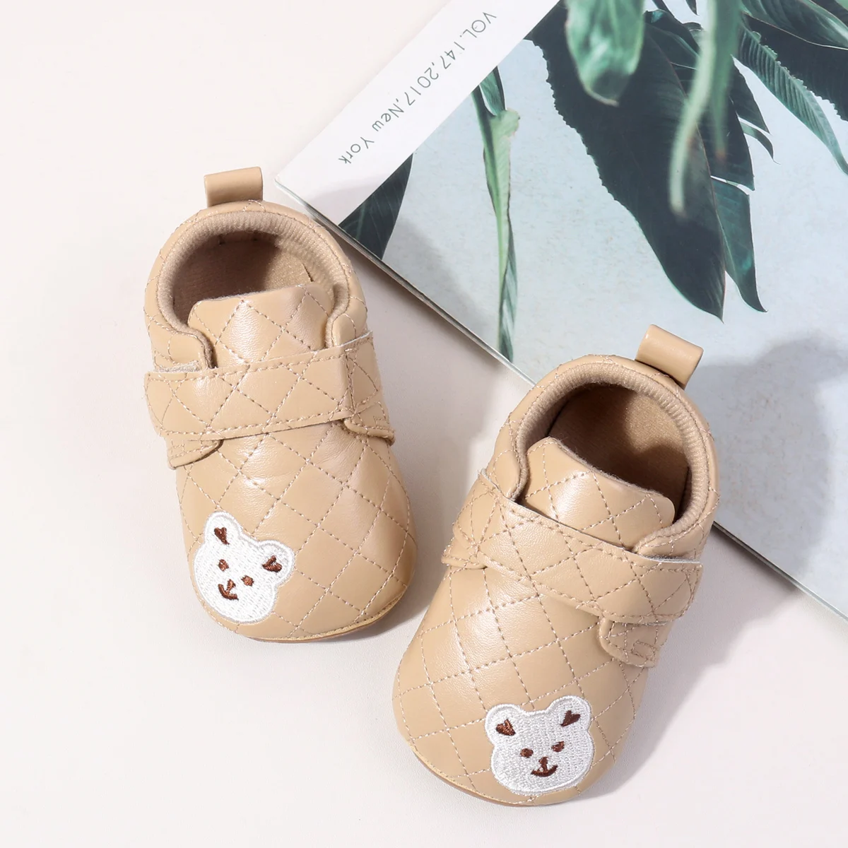 Cute Bear Design Soft PU Leather Toddler Baby Newborn Boys Shoes supplier