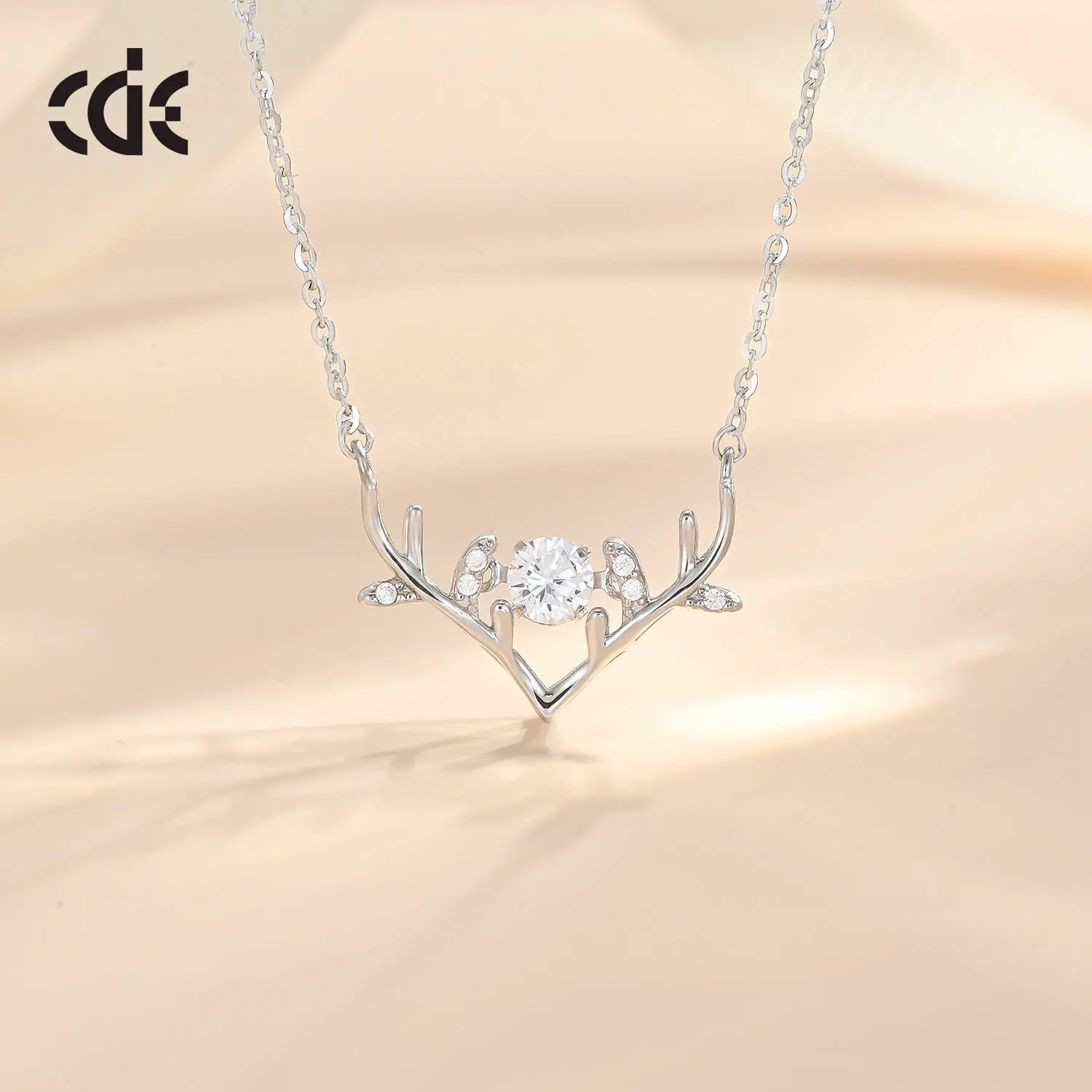 CDE CZYN027 Fine 925 Sterling Silver Jewelry Necklace Factory Wholesale Zircon Rhodium Plated Deer Christmas Pendant Necklace