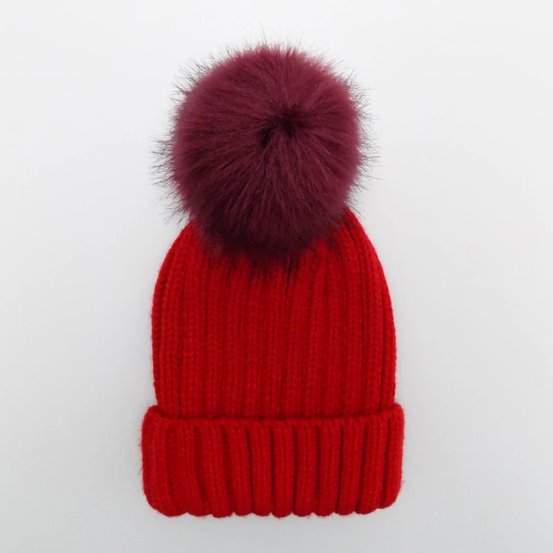 ladies red bobble hat