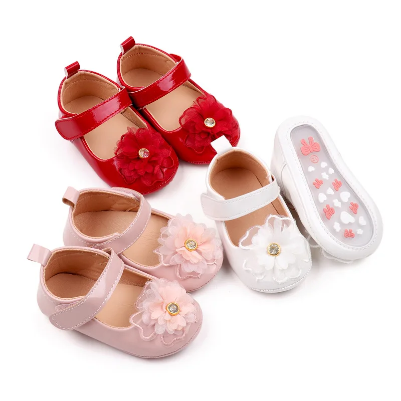 40 Designs High Quality Soft PU Material Baby Girl Princess Shoes Anti-Slip TPR Outsole Flat Mary Jane Style for Summer Parties manufacture
