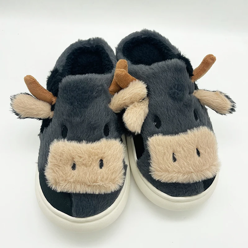2023 new arrival home indoor cow slipper woman man shoes  winter house slippers